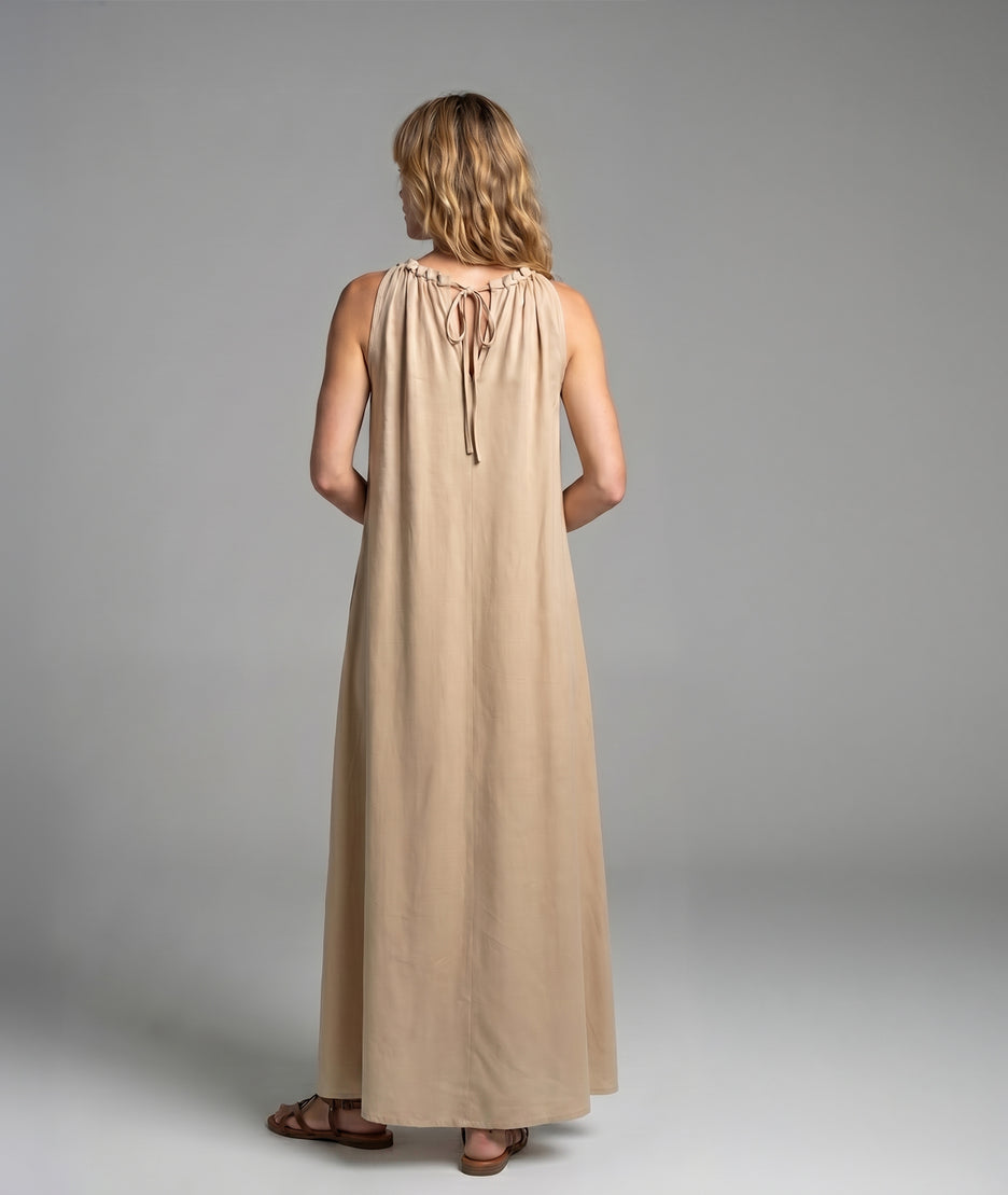 Robe Roma taupe dos — marque Carnaby