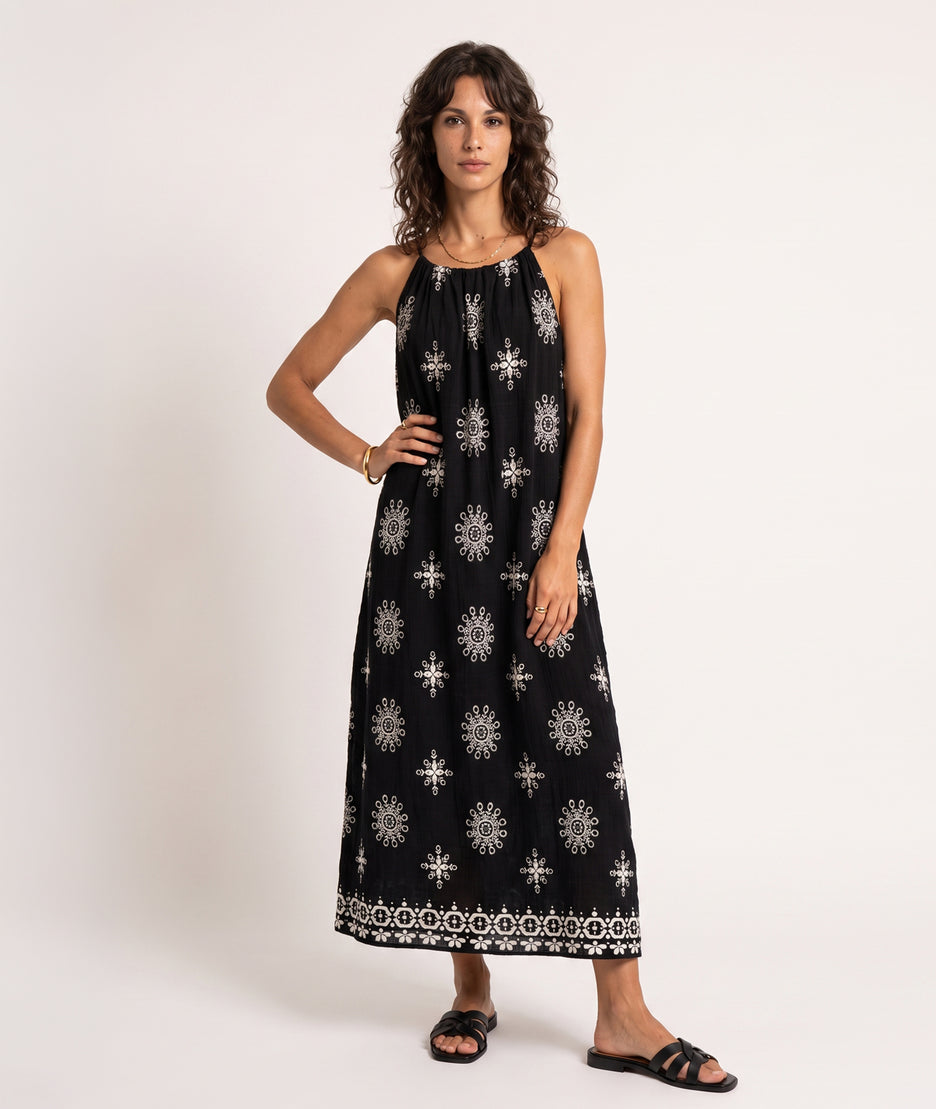 Robe Terry noir/blanc maxi médaillons brodés bretelles fines face - Carnaby