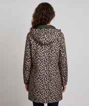 Trench réversible léopard femme Léa porté côté léopard avec capuche