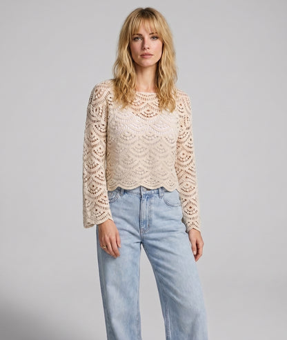 Top Ilona en maille ajourée beige face