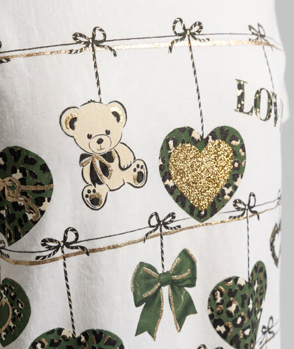 T-shirt Orso kaki à motifs ourson et paillettes porté de face — Carnaby