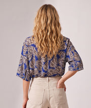 Tunique Victoria bleu motif fleuri dos — marque Carnaby