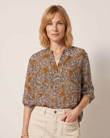 Tunique Victoria camel motif fleuri face — marque Carnaby