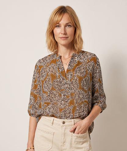 Tunique Victoria camel motif fleuri face — marque Carnaby