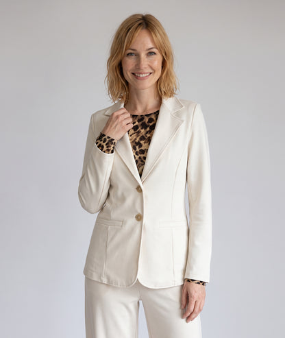 Blazer cintré femme écru Torna porté de face